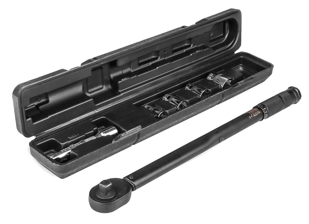 Klucz DYNAMOMETRYCZNY 1/2" 28-210Nm ETUI 4 nasadki 14,17,19,24mm 2195