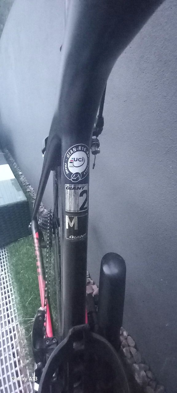 Bicicleta em carbono Giant tcr