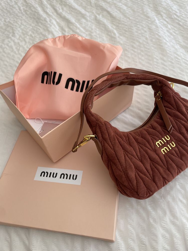 Mala MiuMiu Suede Castanha