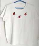 T-shirt algodão bordada