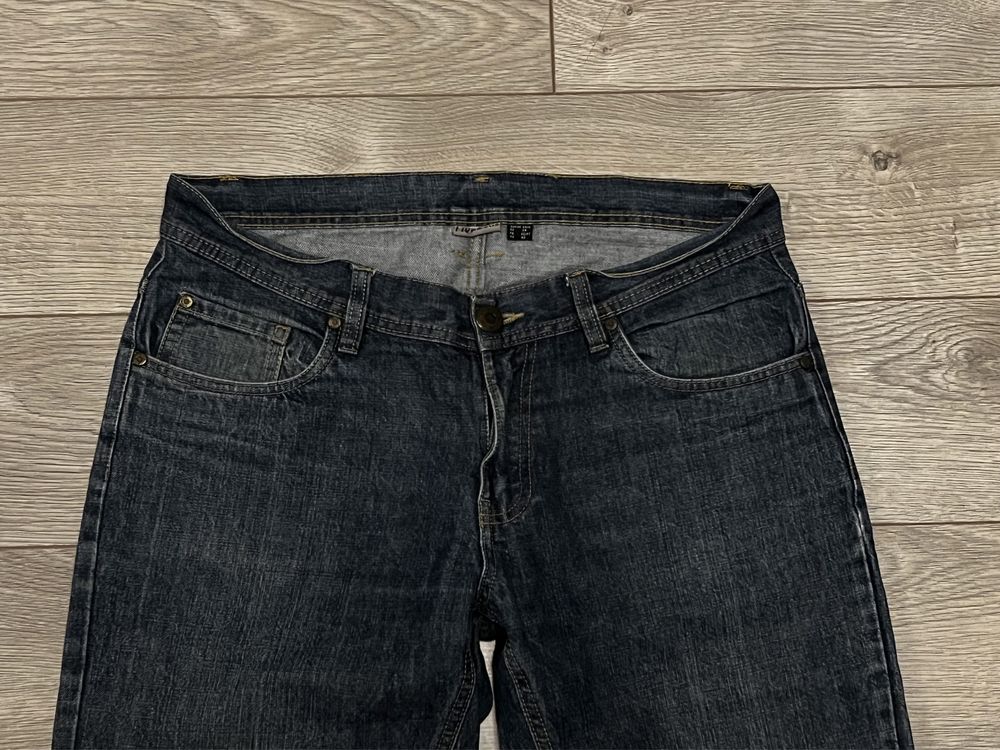 Spodnie męskie jeans rozmiar XL. Stan bardzo dobry