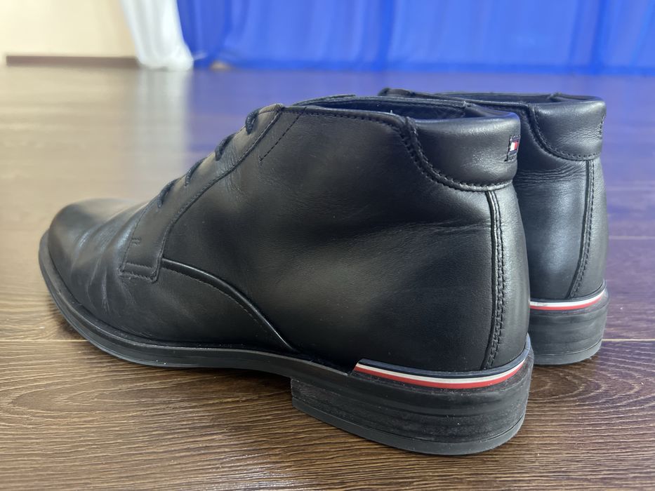 Tommy Hilfiger Черевики Core Rwb Hilfiger Lth L Boot FMOFM04804 Чорний