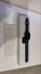 APPLE Watch Series 5 GPS Como Novo - 44 mm Alumínio Cinzento, Preto