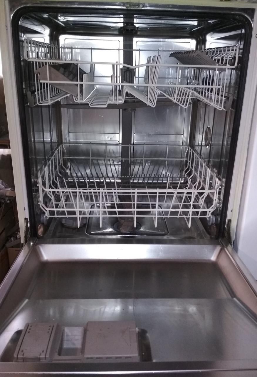 Продам посудомоечная машина