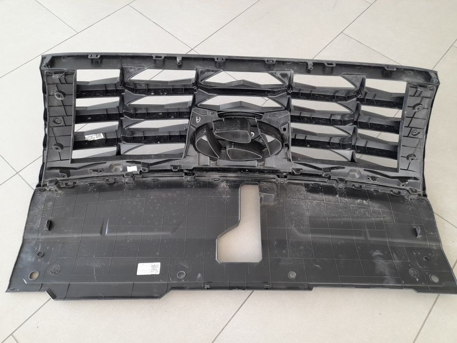 Решітка радіатора HYUNDAI Tucson 2023