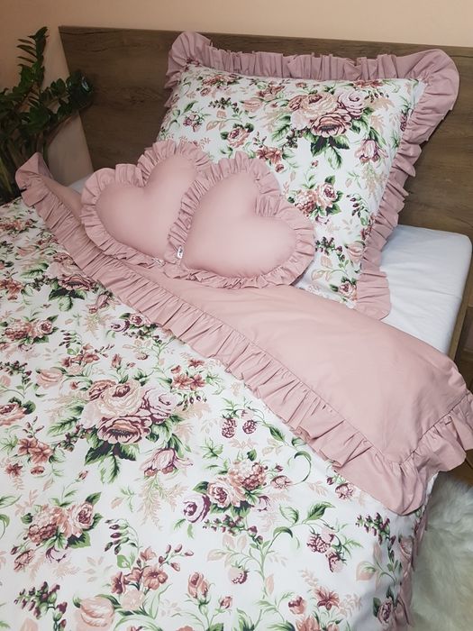 Bawełniana pościel z falbankami, poszewki, róże + brudny róż 160x200