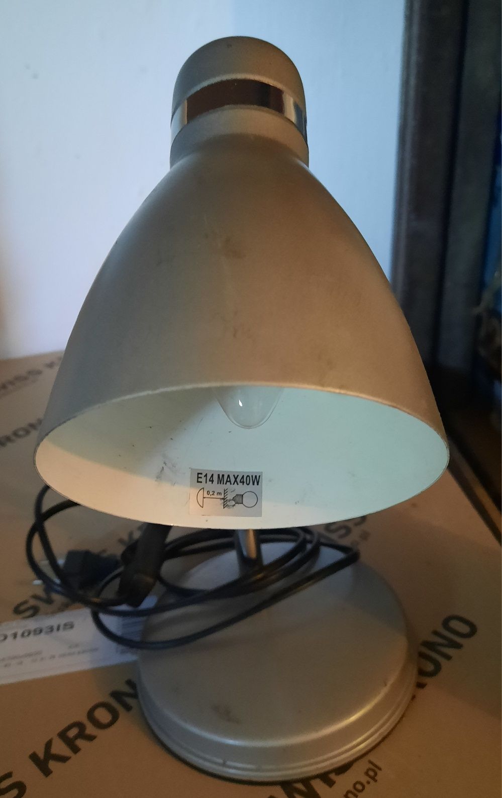 Lampka biurkowa srebrna