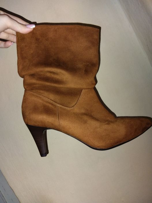 Замшеві черевики