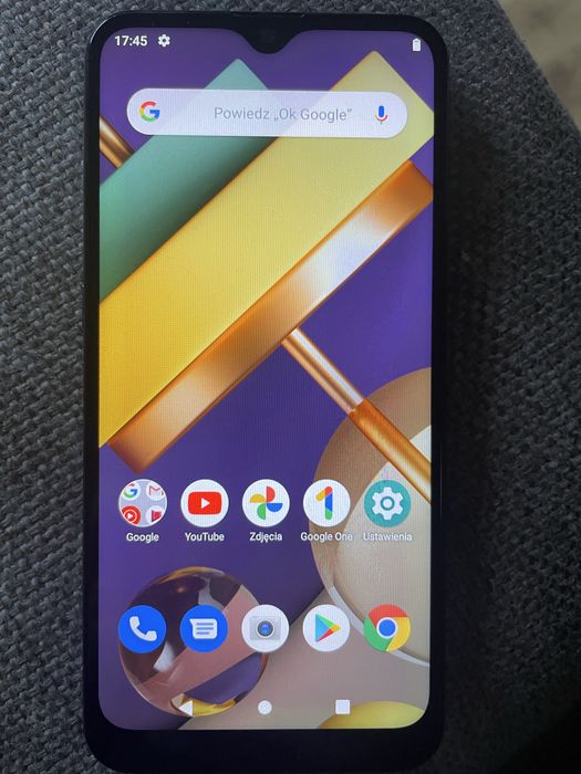 Smartfon LG K22 używany