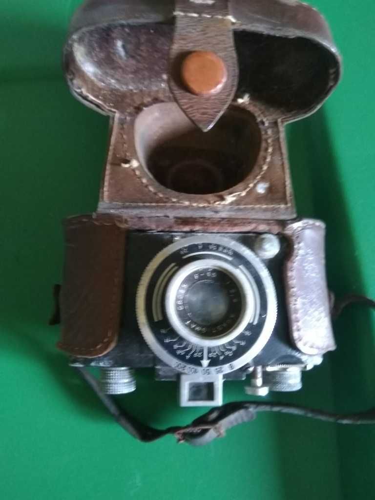 Máquina Fotográfica 35 mm - Muito Antiga – Mais de 60 anos