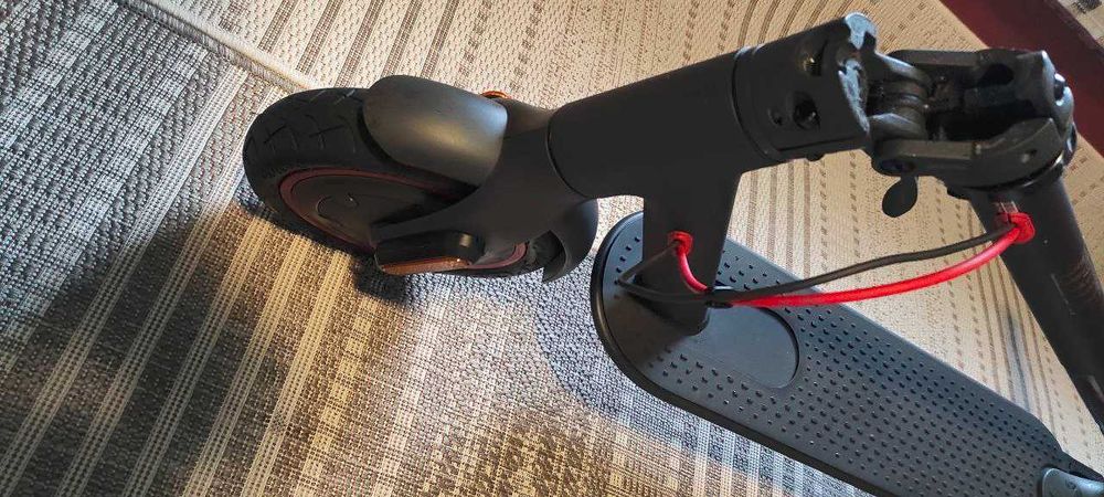 Електро самокат Ксіомі xiaomi m365 pro оригінал