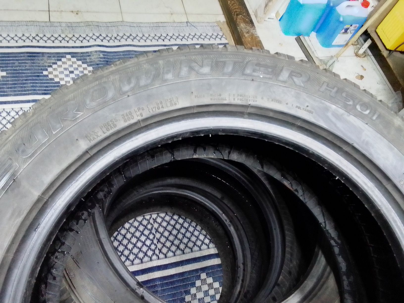 Cena za 4 Opony zimowe 235/50r17 FALKEN