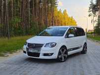 Volkswagen Touran R-LINE - 1 Właściciel - Hak - 2 Kluczyki