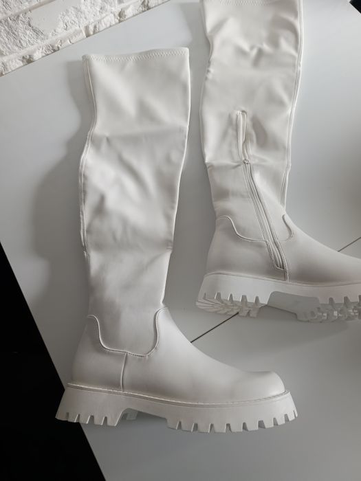 Wysokie kozaki za kolano z eco skóry białe NOWE