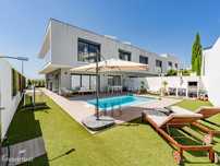 Moradia T4 + 1 com Piscina Murteira | Loures