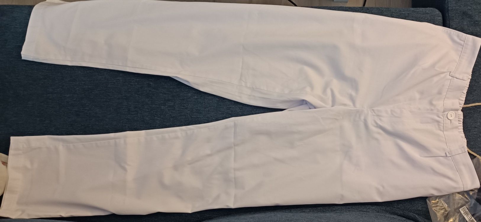 Spodnie medyczne męskie scrubs białe rozmiar M/L 48