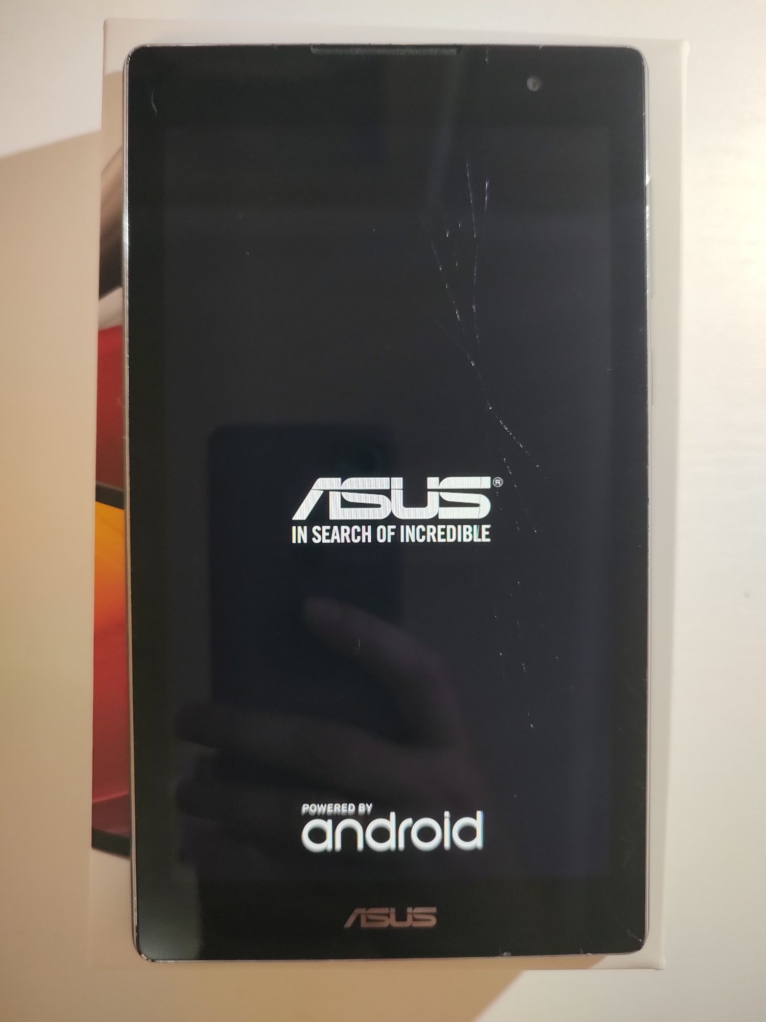 Продам планшет Asus zenPad C7.0