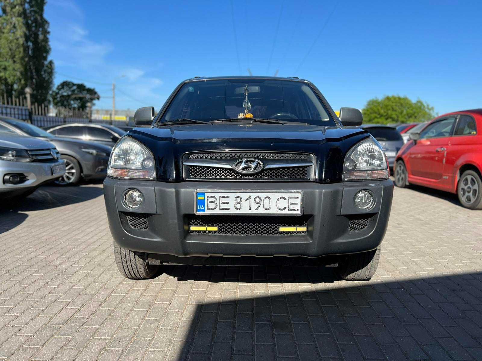 Hyundai Tucson 2011 року 2,0 л. газ/бензин