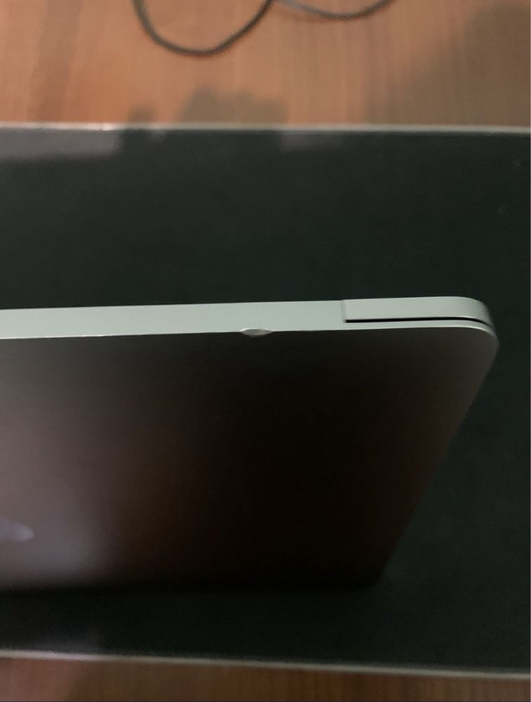 Macbook Pro late 2018 touchbar i7 16/1TB