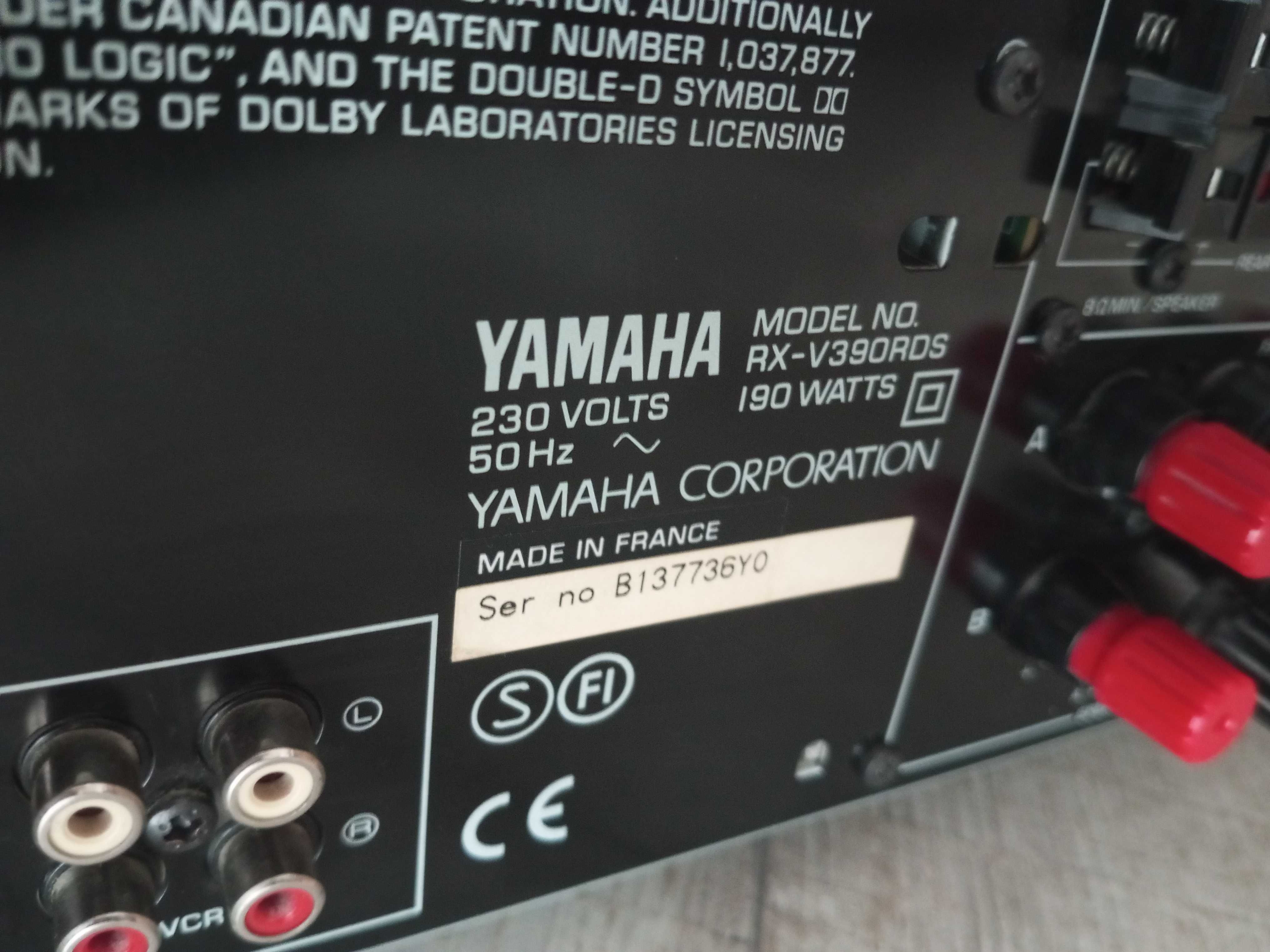 Yamaha RX - V390 RDS amplituner