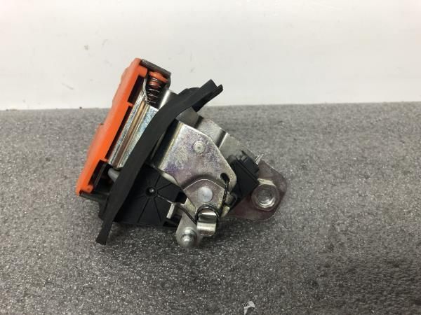 Fechadura / fecho da mala SKODA Octavia I Hatchback (1U2)