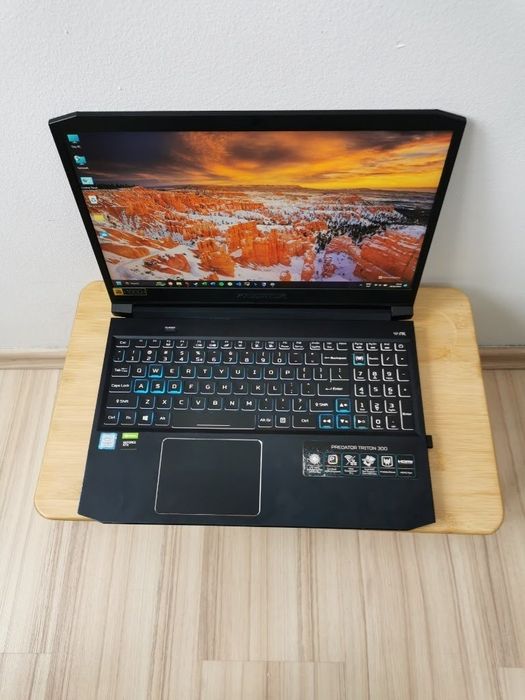 Acer Predator Triton 300 PT315-51, i7-9750H, GTX1650, 1TB M2, 24GB RAM