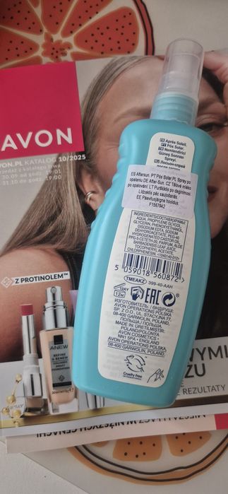 Nawilżająco-chłodzący spray po opalaniu Avon