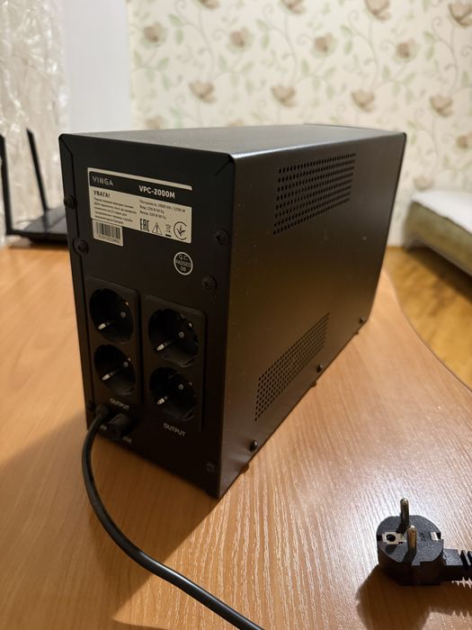 ДБЖ/Упс Vinga VPC 2000M