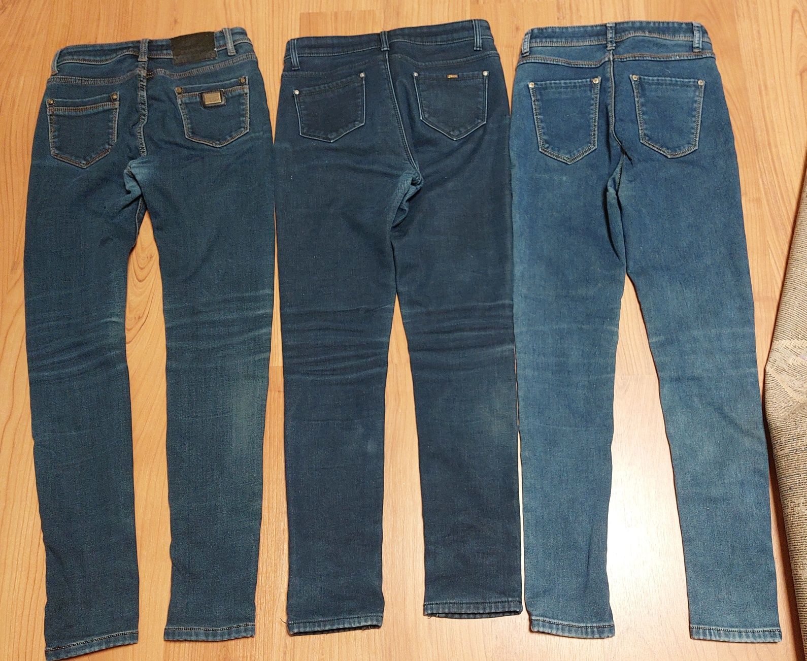 Продам зимние  на флисе джинсы, размер 27, 29,29