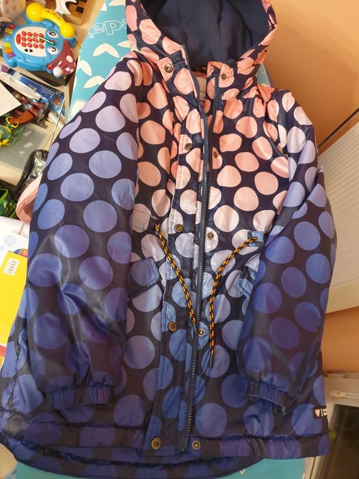 Kurtka płaszczyk 140 jak nowa 5.10.15