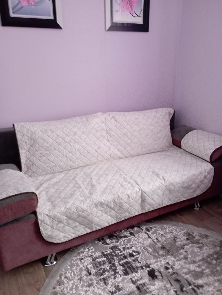 Покрывало для дивана.