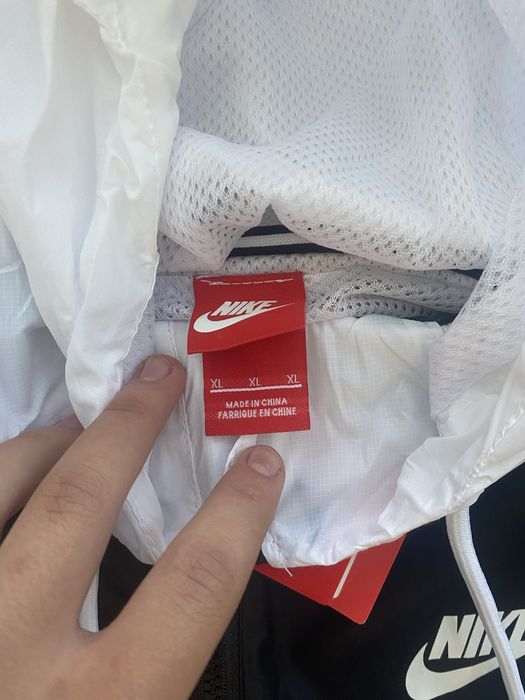 Nike вітровка