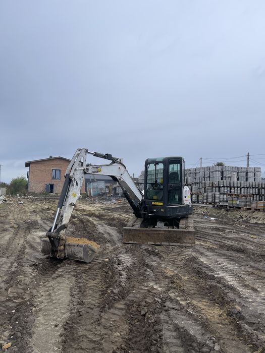 ПОСЛУГИ міні ескаватора.