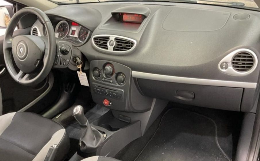 Renault Clio Break III 1.2 ano 2013 apenas 120 mil kms
