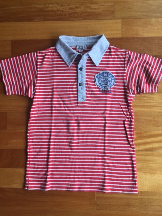 Polo menino 10 anos cinza e vermelho às riscas