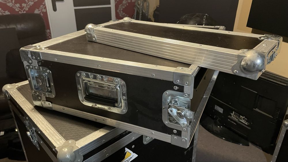Case rack + dodatkowy na wacniacz itd