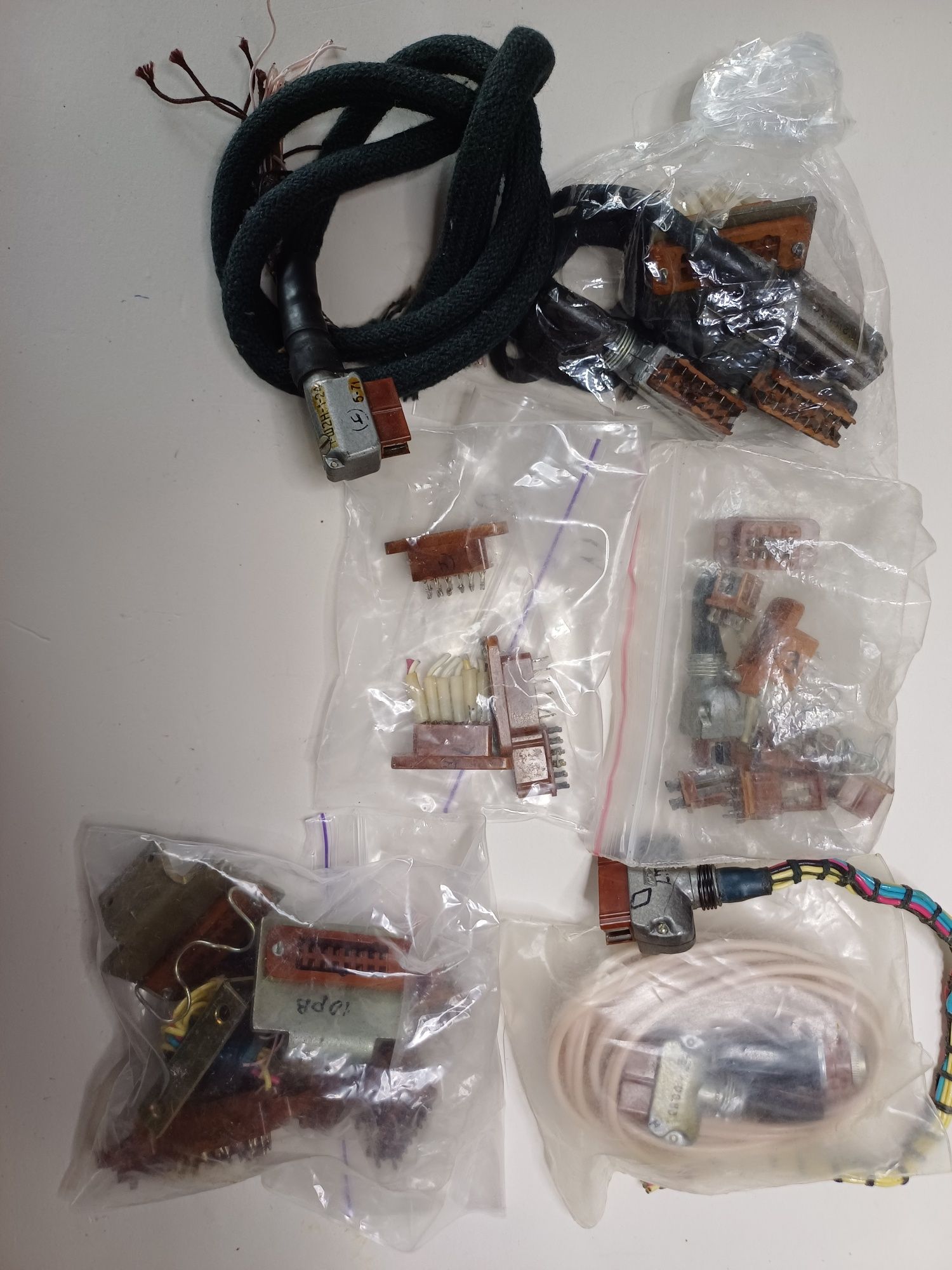 Разьемы РГ1Н ,СР-50-276,,2РМ14КПН7Ш1В,2РМ22КПН, РШ1П-2Ш4Т