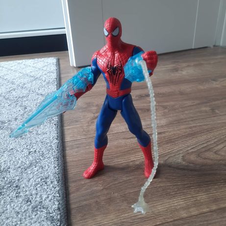 Figurka Spidermana na baterie