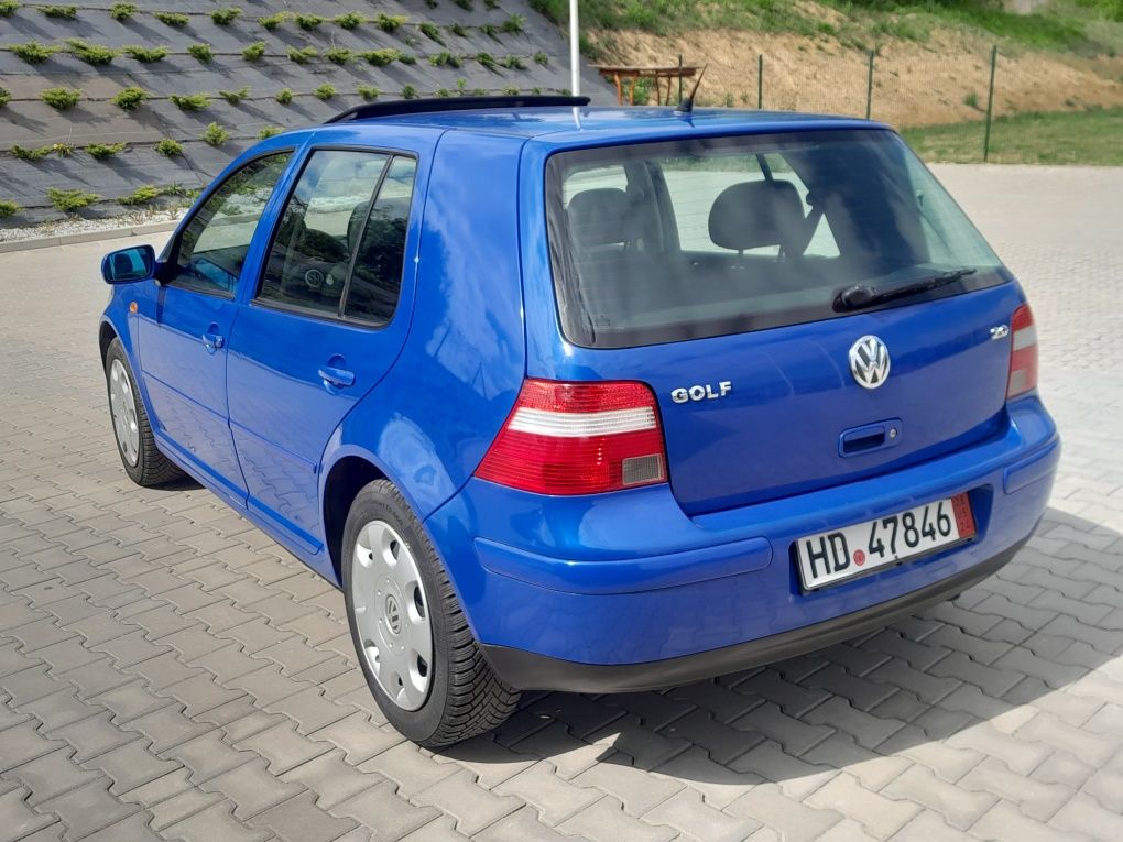 Vw Golf 2.0b 8v bardzo dobry Stan z Niemiec.