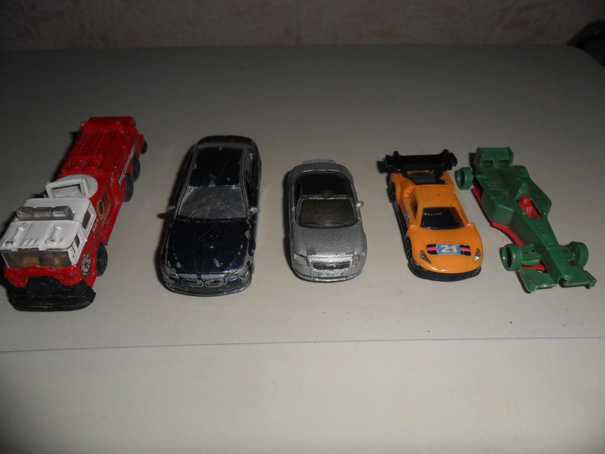 Машинка BMW Hot wheels