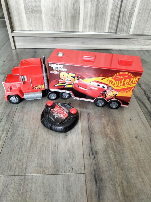 McQueen zygzak. Maniek z bajki Disneya