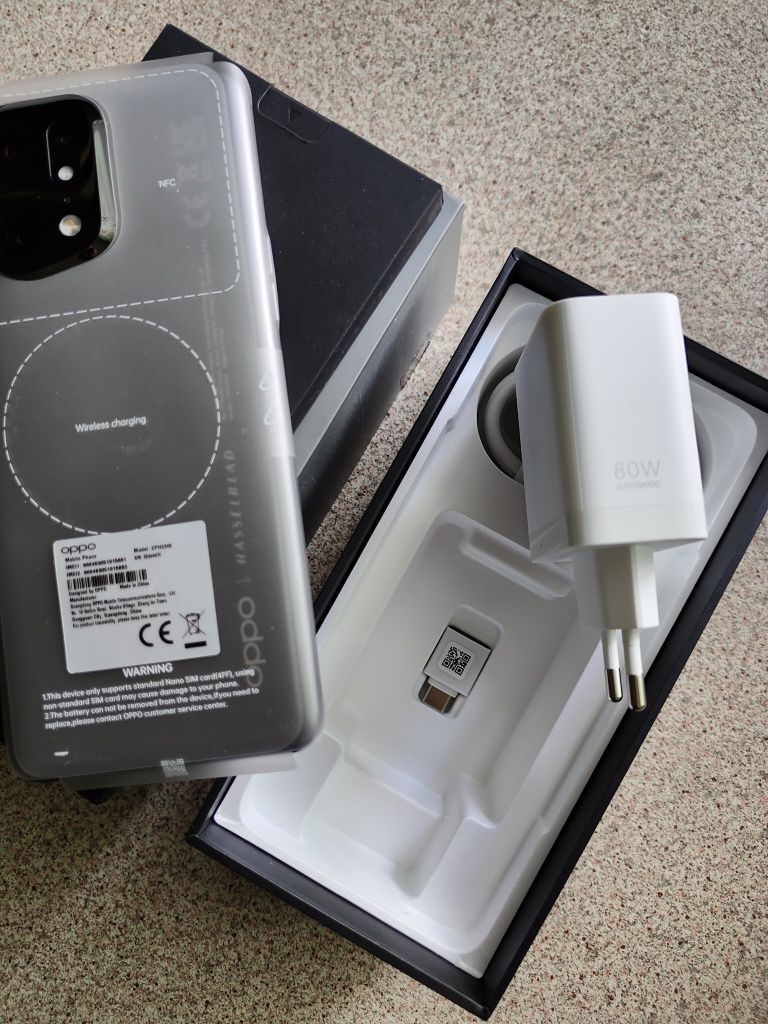 OPPO Find X5 Pro 12/256Gb Glaze Black EU. Гарантия