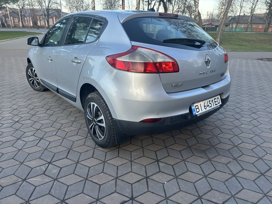 Продам свій автомобіль Рено Меган 3 , 1,5дизель
