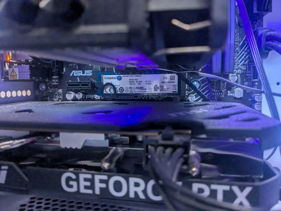 pc rtx 4060 16 gb ddr5 1 tb nvme + 175fps monitor