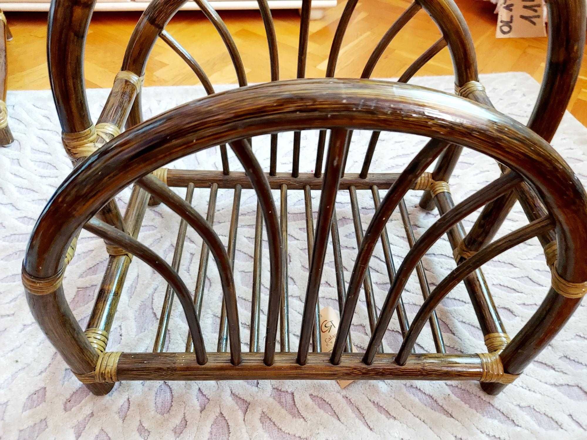 Gazetnik rattanowy oliwkowy