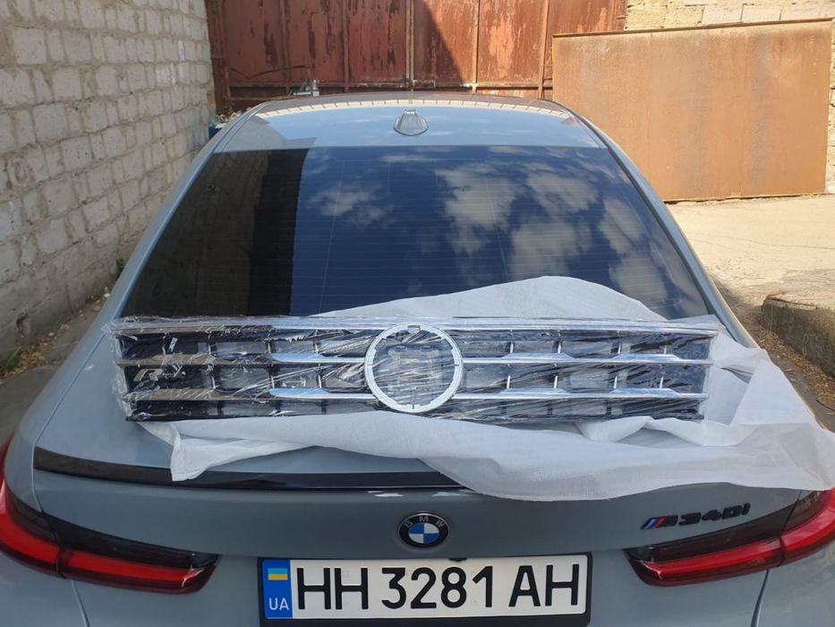 Решетка радиатора Volkswagen Tiguan Rline переняя решетка тигуан 2017+