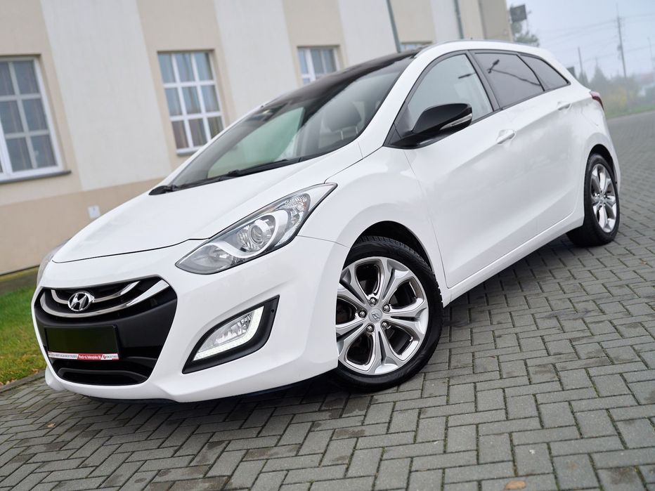 Hyundai I30 1.6 CRDi 110KM • Panorama • Navi • LED • alu 17 • Biały