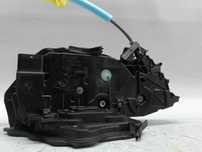 Fechadura / fecho porta frente direito BMW 1 (F40)