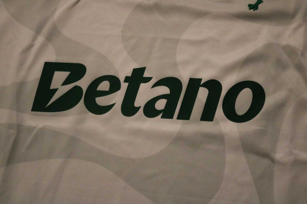 Camisola alternativa 2025/26 branca - LANÇAMENTO