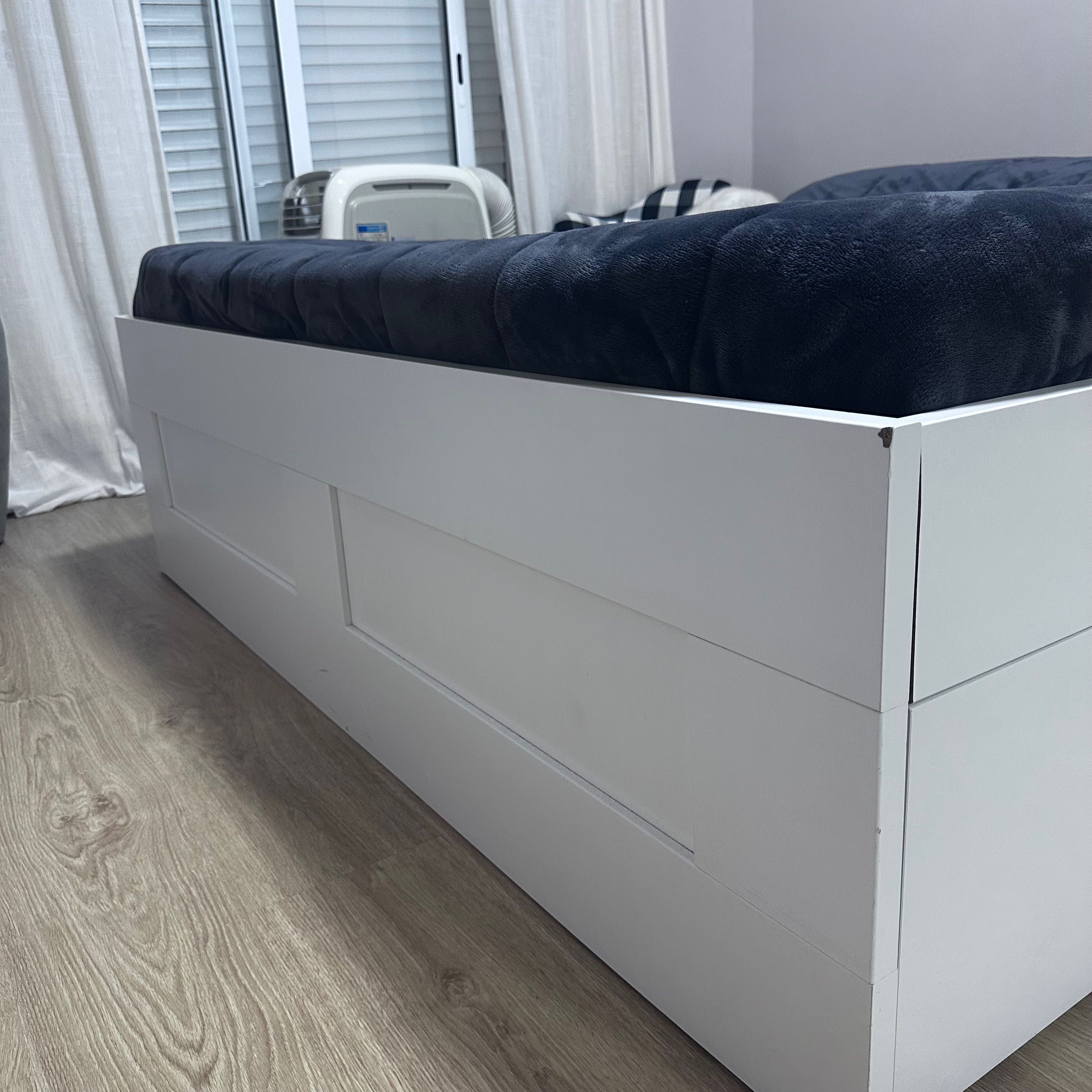 Cama casal Ikea BRIMNES 160X200